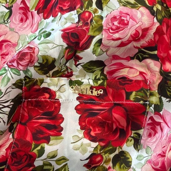 Selkie Roses are red silk slumber party set - Picture 6 of 15